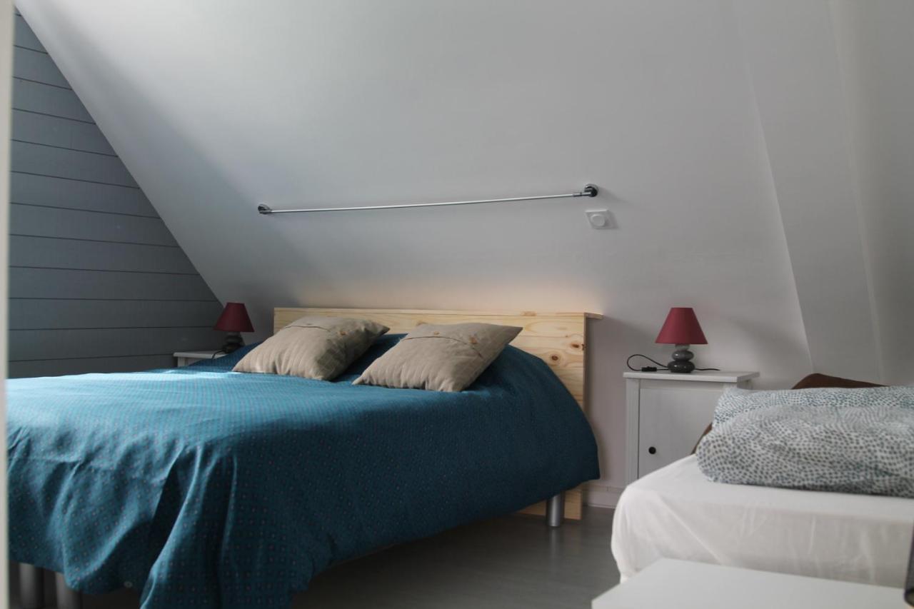 Maison Mama Neko Pontorson Bagian luar foto