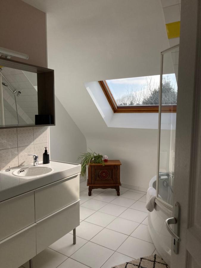 Maison Mama Neko Pontorson Bagian luar foto